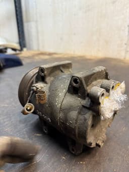 VOLVO 36000328 AC / aircon Compressor VOLVO XC90 I (2002-2014) — thumbnail 4