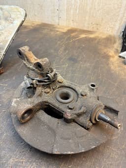 VOLVO 30760561 Wheel bearing housing front left VOLVO XC90 I (2002-2014) — thumbnail 6