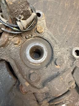 VOLVO 30760561 Wheel bearing housing front left VOLVO XC90 I (2002-2014) — thumbnail 8