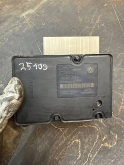 VW 7H0614111E 7H0907379E ABS hydraulic unit / pump VW TRANSPORTER T5 / MULTIVAN (7H, 7E, 7J) (2003-2015) — thumbnail 9