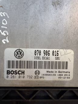 VW 0281010732 070997016C Engine Control Unit / module (ECU) VW TRANSPORTER T5 / MULTIVAN (7H, 7E, 7J) (2003-2015) — thumbnail 7