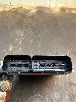 VW 0281010732 070997016C Engine Control Unit / module (ECU) VW TRANSPORTER T5 / MULTIVAN (7H, 7E, 7J) (2003-2015) — thumbnail 6