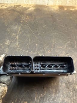 VW 03C906016AJ 0261S05808 Engine Control Unit / module (ECU) VW GOLF VI (5K) (2008-2013) — thumbnail 6