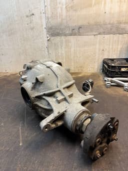 BMW 7584456 33107584457 7584457 Rear axle differential BMW 5 (F10, F11) (2010-2017) — thumbnail 3