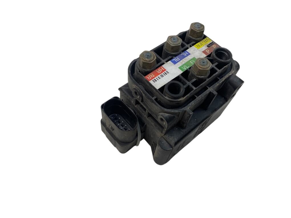 A0993200058 Air suspension valve block MERCEDES-BENZ S-CLASS (W222, X222) (2013-2020)