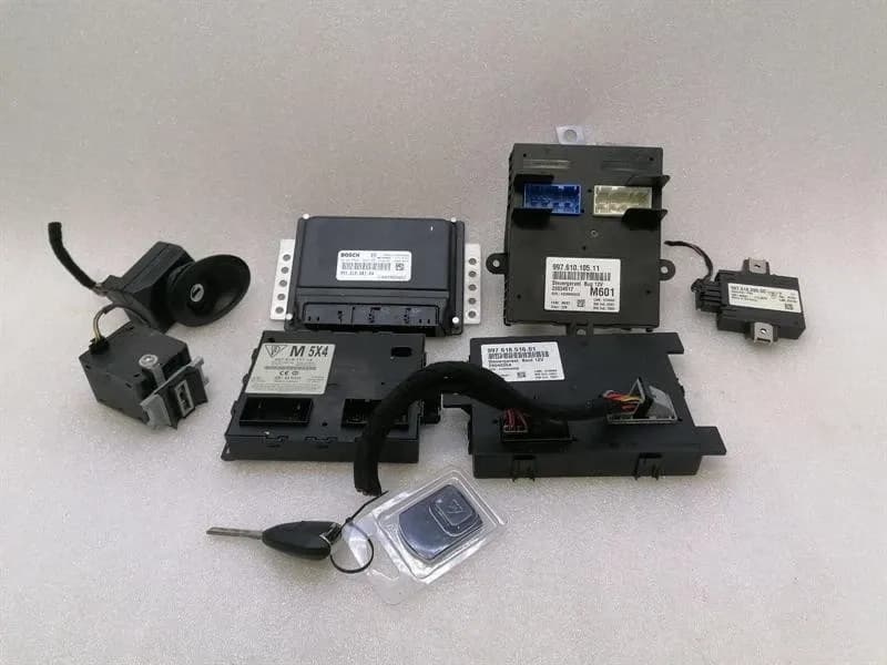 PORSCHE Porsche 911 997 Engine ECU Set 99761860104 Engine Control Unit Kit MK1 3.8 M9701