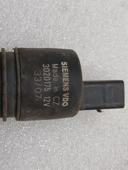 PORSCHE Porsche 911 997 washer fluid reservoir 99752870101 washer fluid tank dual — thumbnail 7
