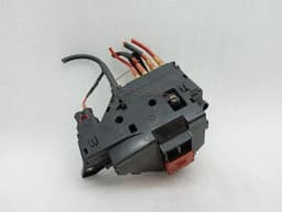 MERCEDES-BENZ Mercedes C Class W205 Front Fuse Box A2055402150 Front Fuse Box — thumbnail 4