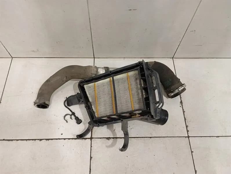 PORSCHE Porsche 911 992 Right Air Filter Box 992129568 Air Filter Box Right