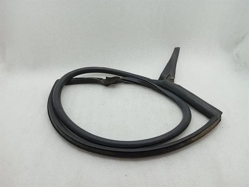 Lamborghini Huracan Performante right door seal 4T8831708B door seals right