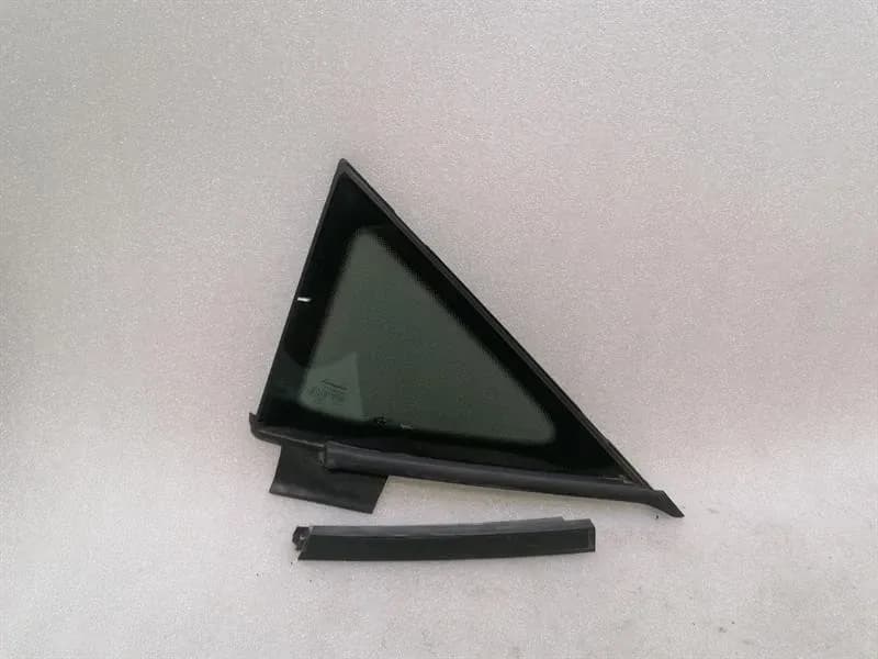 Lamborghini Huracan Right Front 1/4 Glass 4T0845116C Door Window 1/4 Front Right