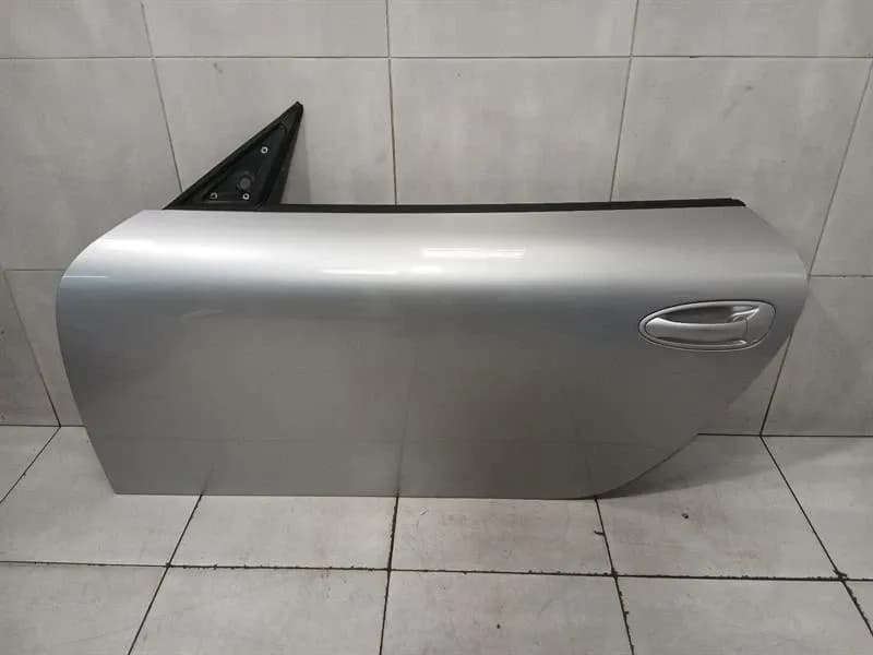 Porsche 911 997 left front door 99753101104 door front left