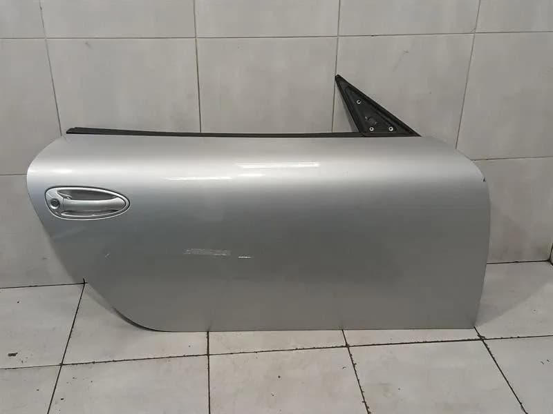 PORSCHE Porsche 911 997 right front door 99753101204 door front right