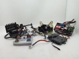 MERCEDES-BENZ Mercedes C Class W205 Fuse Box Set A2059006330 Fuse Box Set — thumbnail 2