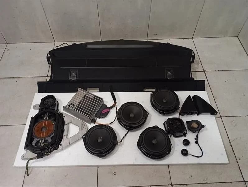 MERCEDES-BENZ Mercedes C Class W204 Coupe Speaker Set A2048205702 LOGIC7 Speaker Set