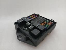 ASTON MARTIN Aston Martin DB9 COUPE Fuse Box 8D33-14A173-AB Fuse Box — thumbnail 9