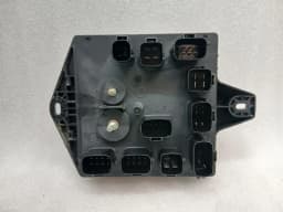 ASTON MARTIN Aston Martin DB9 COUPE Fuse Box 8D33-14A173-AB Fuse Box — thumbnail 5