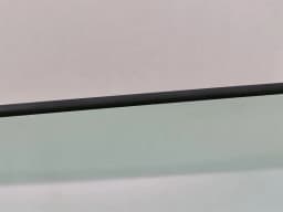 ASTON MARTIN Aston Martin DB9 left front door glass 4G43-F21411-AE door glass front Li Coupe — thumbnail 4