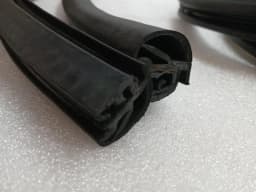 AUDI Audi R8 4S AWD door seal 4S7831707A door seals left — thumbnail 4