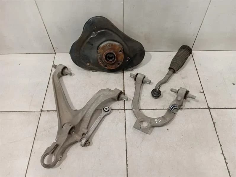 AUDI Audi R8 4S AWD Left Front Hub 4S0407245B Wheel Bearing Housing Front Left