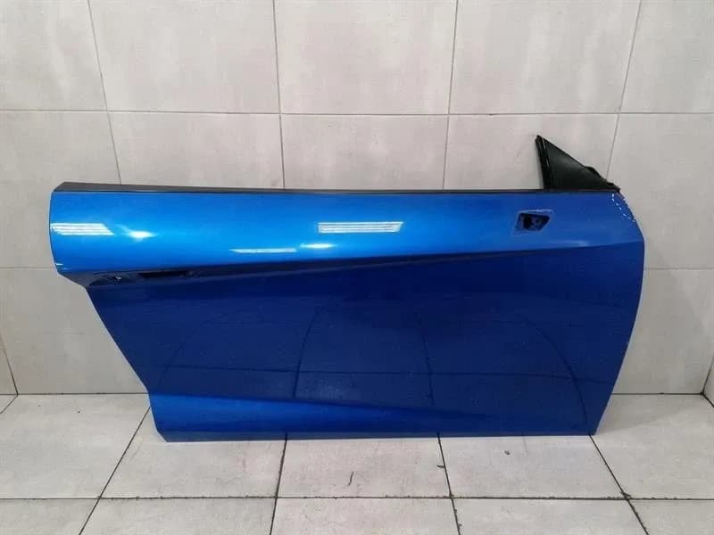AUDI Audi R8 4S Coupe right front door 4S0831052A door front right FAULTY