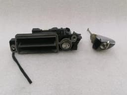 MERCEDES-BENZ Mercedes W211 boot lock A2037500093 tailgate lock door cylinder lock — thumbnail 1