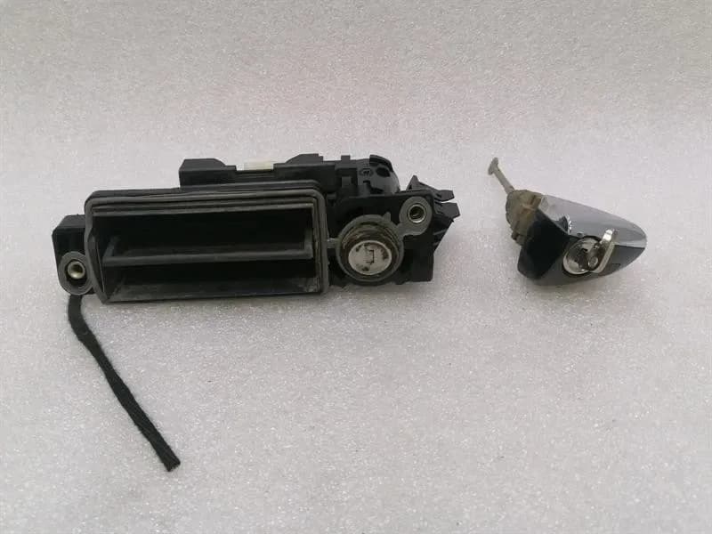 MERCEDES-BENZ Mercedes W211 boot lock A2037500093 tailgate lock door cylinder lock