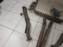 ASTON MARTIN Aston Martin DB9 exhaust silencer 4G43-5230-FC exhaust silencer V12 — thumbnail 5