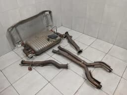 ASTON MARTIN Aston Martin DB9 exhaust silencer 4G43-5230-FC exhaust silencer V12 — thumbnail 1