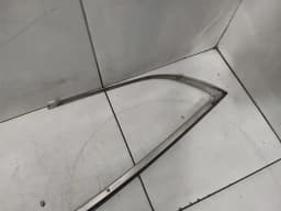 ASTON MARTIN ASTON MARTIN DB9 COUPE Body Moulding 4G43-519A37-CB Strip RIGHT RIGHT — thumbnail 8