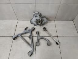 ASTON MARTIN Aston Martin DB9 COUPE Right Rear Hub 8D33-5A970-AB Wheel Bearing Housing Rear Re — thumbnail 8