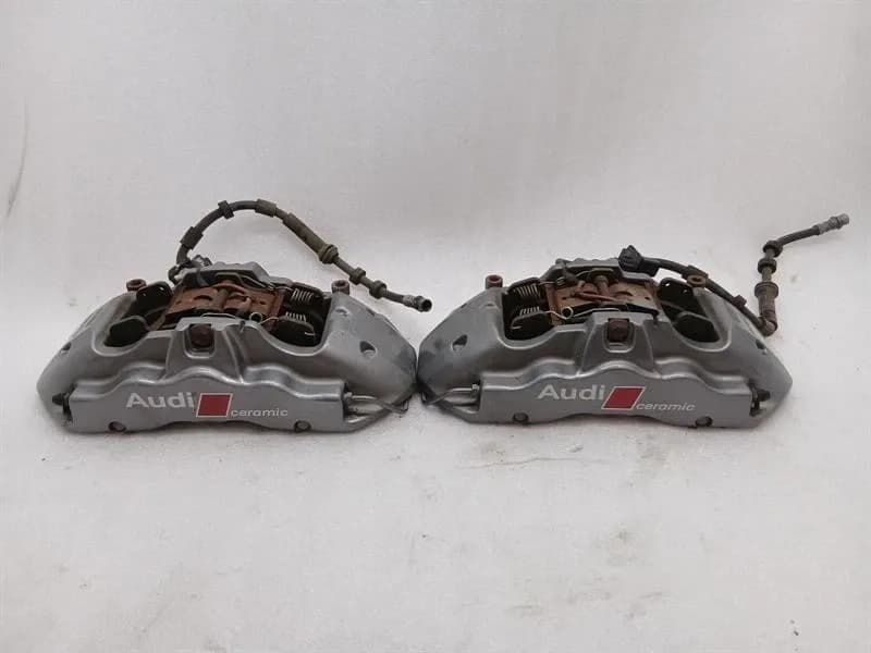 AUDI Audi R8 4S AWD brake caliper front set 4S0615107G brake caliper front set ceramic