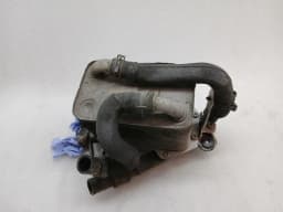 AUDI Audi R8 4S AWD engine oil cooler 4S0117013A oil cooler radiator — thumbnail 2
