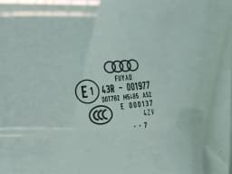 AUDI Audi R8 4S AWD left front door glass 4S7845201 door window front left Spyder — thumbnail 4