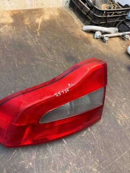 VOLVO Tail light left VOLVO S80 II (AS) (2006-2016) — thumbnail 3