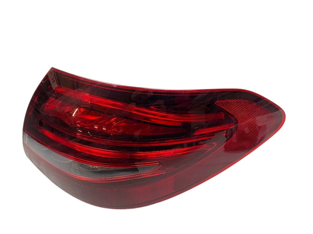 MERCEDES-BENZ A2059064505 Tail light, right MERCEDES-BENZ C-CLASS (W205) (2013-2021)