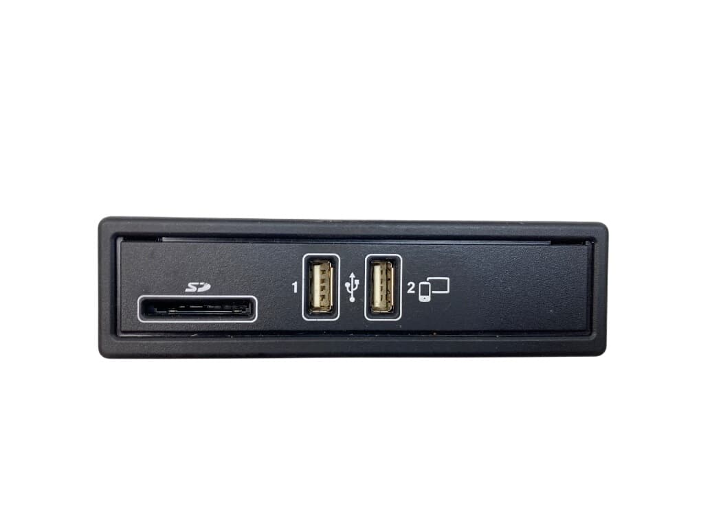 MERCEDES-BENZ A2138200400 Audio input / USB socket MERCEDES-BENZ C-CLASS (W205) (2013-2021)