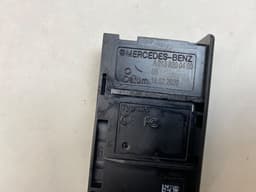 MERCEDES-BENZ A2138200400 Audio input / USB socket MERCEDES-BENZ C-CLASS (W205) (2013-2021) — thumbnail 3