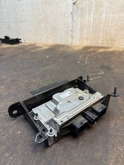 FORD 0281040172 MB3G12C550DG AdBlue control unit FORD RANGER (TKE) (04.11-) — thumbnail 2