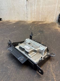 FORD 0281040172 MB3G12C550DG AdBlue control unit FORD RANGER (TKE) (04.11-) — thumbnail 3