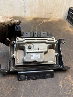 FORD 0281040172 MB3G12C550DG AdBlue control unit FORD RANGER (TKE) (04.11-) — thumbnail 7