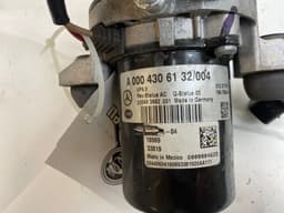 MERCEDES-BENZ A0004306132 Vacuum pump Brakes MERCEDES-BENZ C-CLASS (W205) (2013-2021) — thumbnail 3