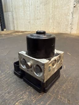 VW 7E0614517C 7E0907379G ABS hydraulic unit / pump VW TRANSPORTER T5 / MULTIVAN (7H, 7E, 7J) (2003-2015) — thumbnail 3