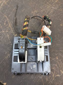 VW 7H0937087F Comfort Module (CCM) VW TRANSPORTER T5 / MULTIVAN (7H, 7E, 7J) (2003-2015) — thumbnail 5