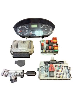PEUGEOT 1362894080 1349948080 503440280103 0281015577 51833925 55198018 01099001372 Engine Control Unit / module (ECU) PEUGEOT BOXER (2006-) — thumbnail 1