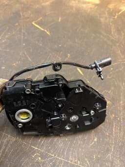 VW 7E0827425F Rear Panel Door Lock Left VW TRANSPORTER T5 / MULTIVAN (7H, 7E, 7J) (2003-2015) — thumbnail 7