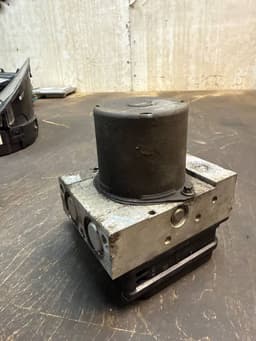 MERCEDES-BENZ 0265252026 A0084315312 0084315312 ABS hydraulic unit / pump MERCEDES-BENZ VITO / VIANO (W639) (2003-2014) — thumbnail 3
