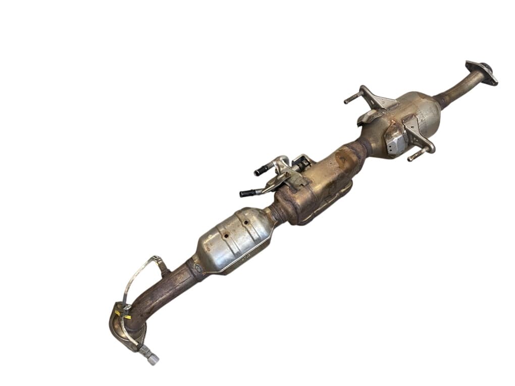TOYOTA 1741037B52 Exhaust front silencer (resonator) TOYOTA PRIUS IV (XW50) (2015-2022)