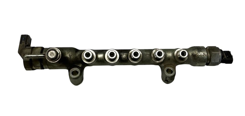 MAZDA SH0113GC0 Fuel Distributor / fuel rail MAZDA 6 (GJ, GL) (2012-2020)