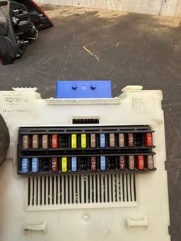 VOLVO 7G9T14C256GA 30765877 30765877AC Fuse box VOLVO S80 II (AS) (2006-2016) — thumbnail 10